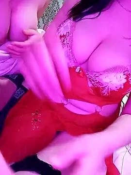 Queen-Walae from StripChat