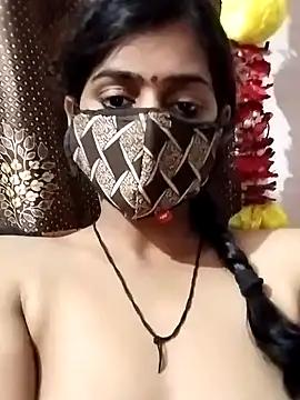 Queen467 from StripChat