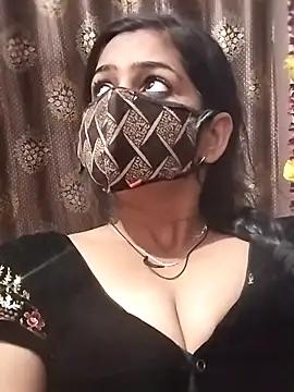 Queen467 from StripChat
