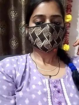 Queen467 from StripChat