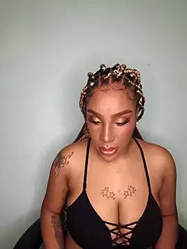 Queen_Amara from StripChat is Freechat