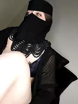 Queen_Amina from StripChat