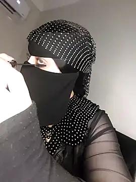 Queen_Amina from StripChat