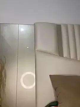 queen_angelique from StripChat