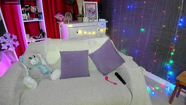 Queen_baby from StripChat