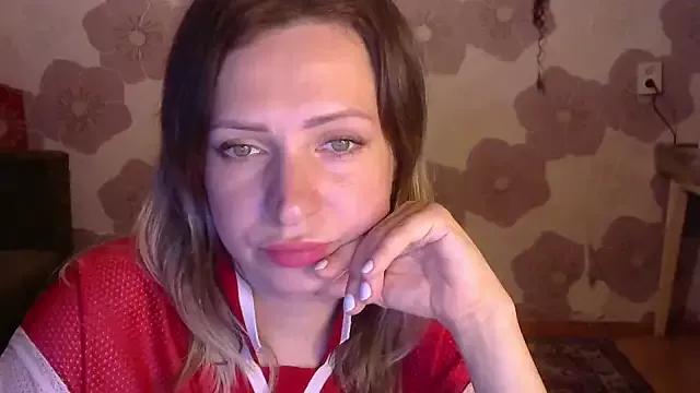 Queen_Daenerys from StripChat