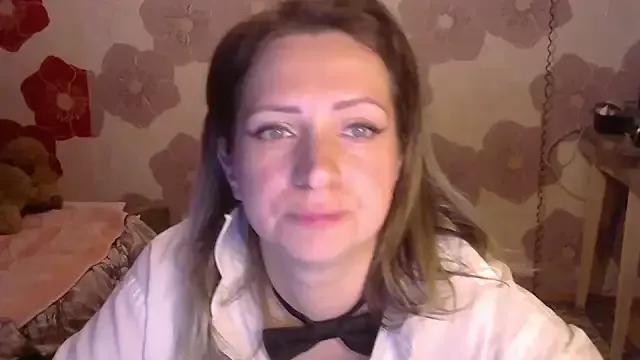 Queen_Daenerys from StripChat