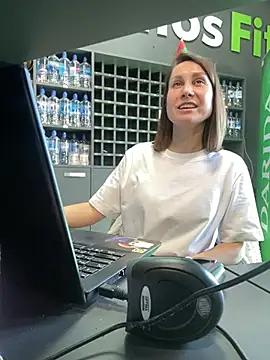Queen_Dance from StripChat