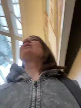 Queen_Dance from StripChat