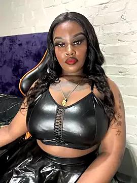 QUEEN_NOBUHLE_777 from StripChat is Freechat
