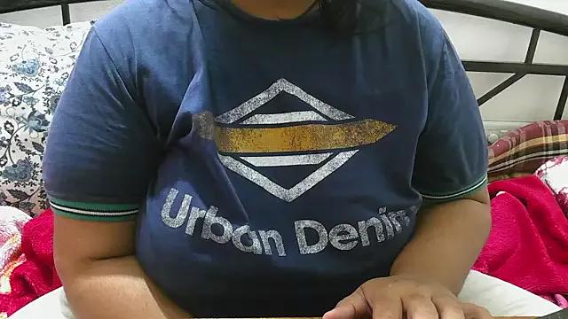 Queen_of_boobs01 webcams show profile image 