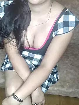 Queen_Pari87 webcams show profile image 