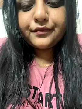 queen_sakhi24 from StripChat is Freechat
