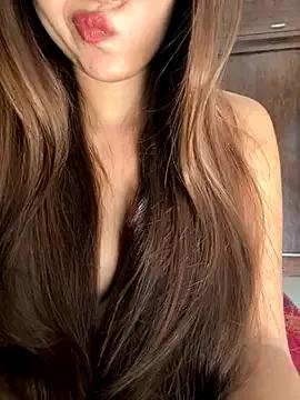Photos of Queen_Shanuu from StripChat is Freechat