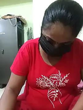 queendivya from StripChat is Freechat