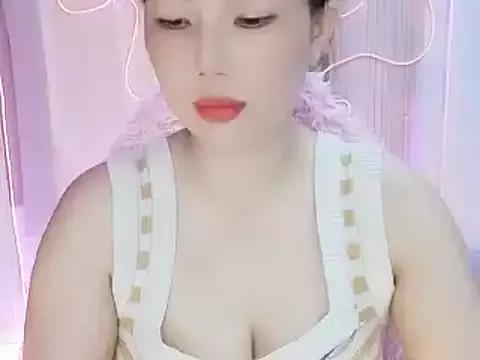 Queendy69xx from StripChat