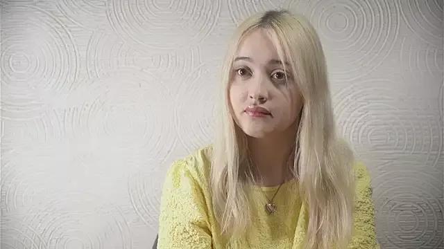 QueenieHaymore from StripChat is Freechat
