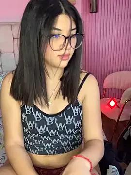 QueenLovexo from StripChat is Freechat