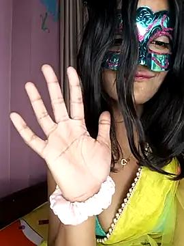 queenniharikaa from StripChat