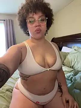 Photos of QueenNuttCollector from StripChat is Freechat