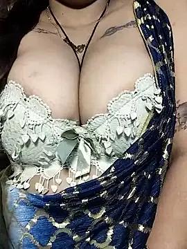 QUEENOF_LUST from StripChat is Freechat