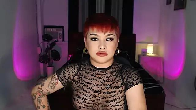 QueenOfCumslut from StripChat