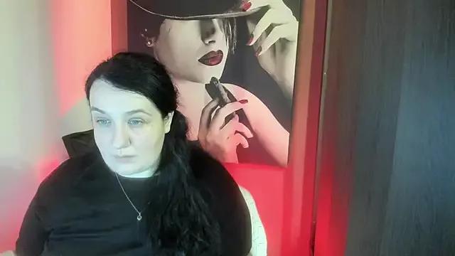QueenOfHaze from StripChat is Freechat