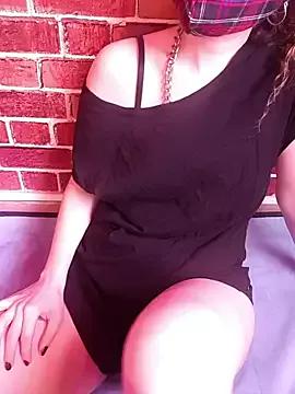 Queenovastra from StripChat