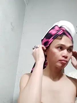 QueenSoreal from StripChat