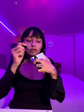 QueenSquirt02 from StripChat is Freechat
