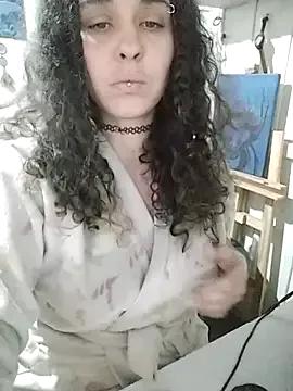 Photos of Queenyyy from StripChat is Freechat