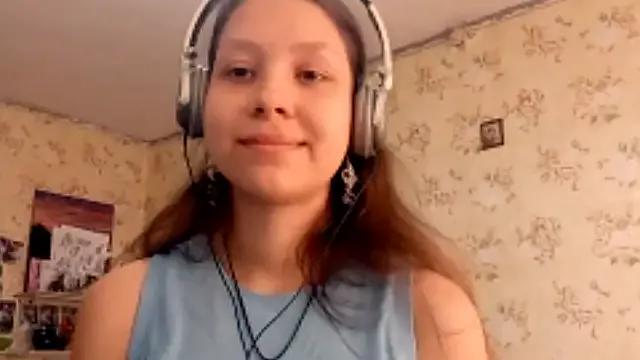 QutieDaSweet from StripChat is Freechat
