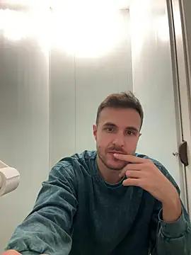 Raamoss from StripChat