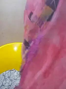 Raashi369 from StripChat
