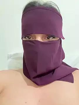 Rabroba89six from StripChat
