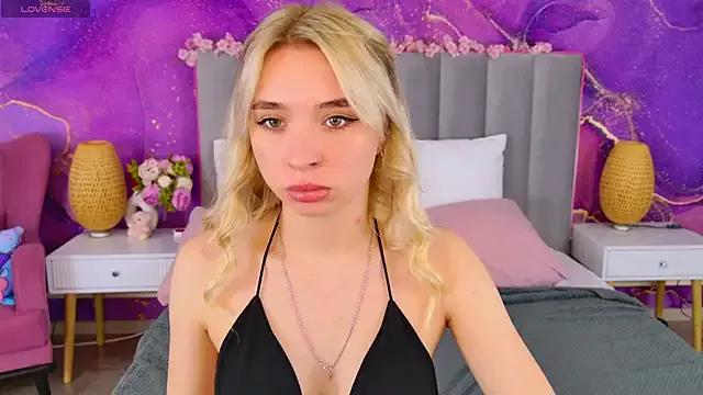 RachelHarny from StripChat is Freechat