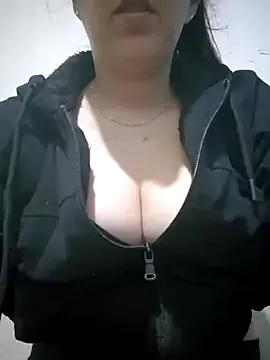 Rafaelly202612 from StripChat
