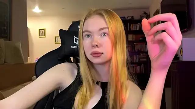 RaguelNicksons from StripChat is Freechat