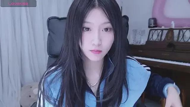 Photos of rainybb from StripChat is Freechat