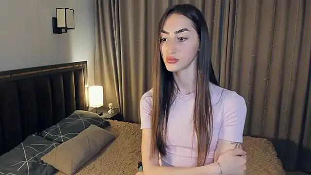 RanaeUsery from StripChat is Freechat