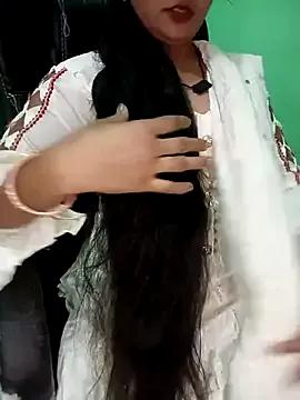 Rashmi_011 webcams show profile image 