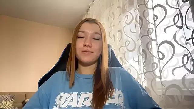 RayleneProtain from StripChat is Freechat