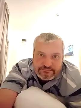 Photos of razvannn81 from StripChat is Freechat