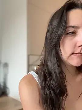 RealJuliette from StripChat is Freechat