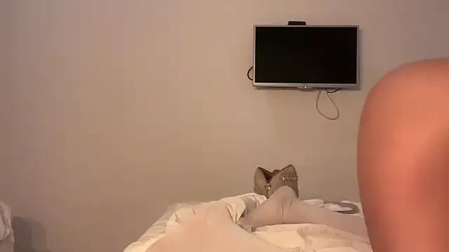 realrockybee1 from StripChat is Freechat