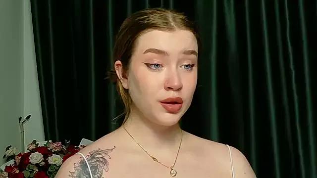 Rebecca_Lace from StripChat