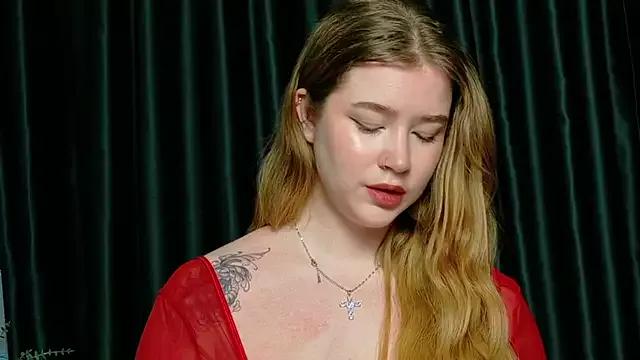 Rebecca_Lace from StripChat