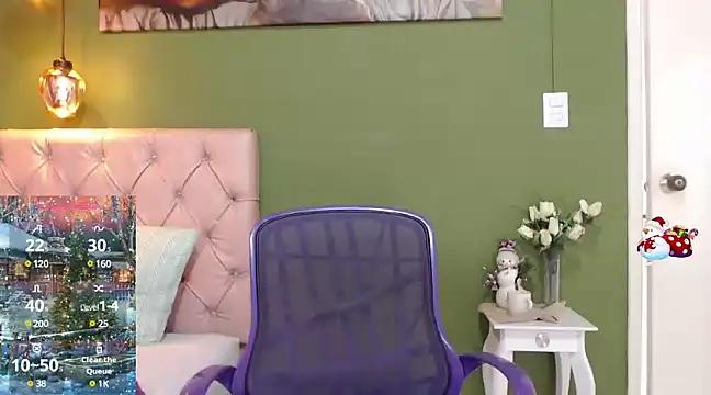 Rebecca_Milf from StripChat