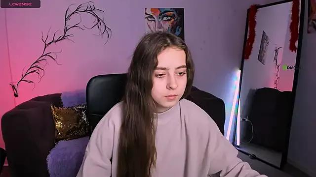 rebecca_smile from StripChat