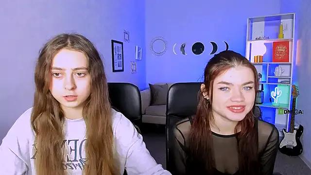 rebecca_smile from StripChat is Freechat